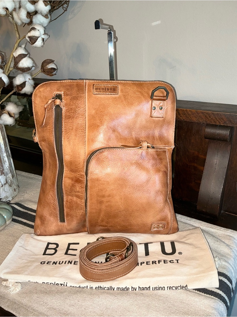 NWOT Bed Stu Aiken Leather Crossbody Convertible Bag Tan Rustic Retail $280